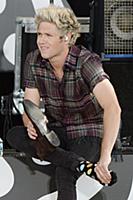 Niall Horan of One Direction performs on Good Morn