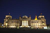 Germany, Berlin, Mitte, Reichstag building with gl