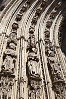Spain, Castilla La Mancha, Toldeo, Statues of the 