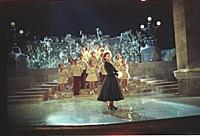 Кадр из фильма: 'Карнавальная ночь', (1956).