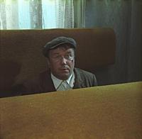 Кадр из фильма «Ты - мне, я - тебе», (1976). На фо