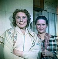 Кадр из фильма «Свадьба с приданым», (1953). На фо