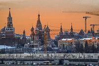 Вид на Кремль с Устьинского моста.