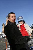 Андрей Мерзликин с сыном. Знаменитости на тест-дра