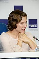 Лиза Арзамасова. Пресс-конференция, посвященная це