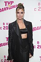 Агата Муцениеце. Премьера фильма «Тур с Иванушками