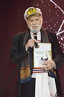 Советский и российский эстрадный певец Бедрос Кирк